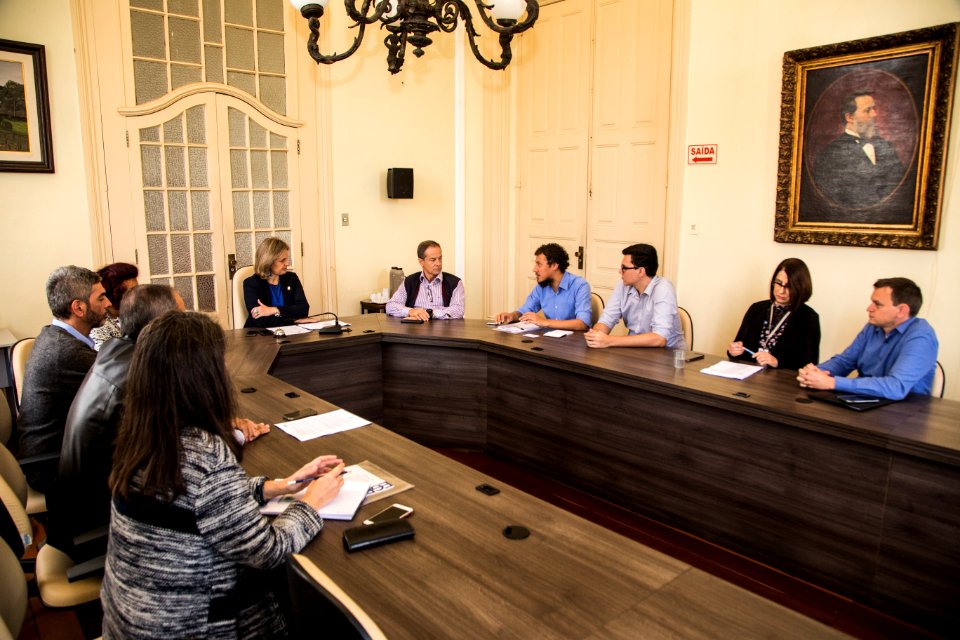 08.05.2019 - Prefeita Paula Mascarenhas  em reunião técnica da coordenação do projeto Prefeito Amigo da Criança da Fundação Abrinq, para apresentação do Pacto Pelotas pela Paz- Foto: Gustavo Vara