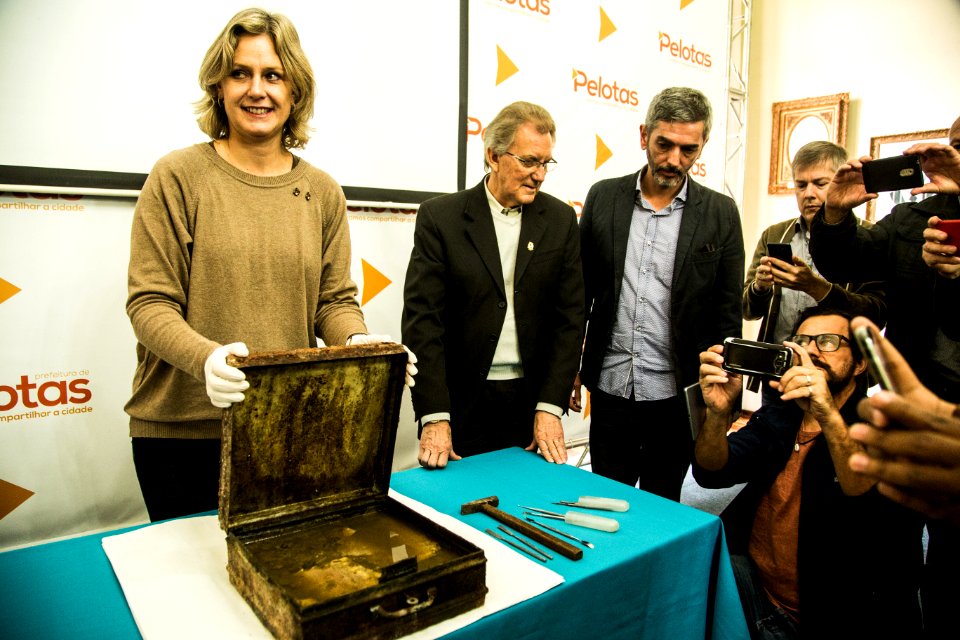 14.05.2019 - Abertura da cápsula do tempo da Miss Yolanda Pereira (12)