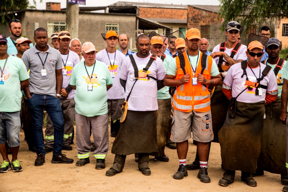 01.04.2019 - Prefeita Paula Mascarenhas e o vice Idemar Barz acompanham o mutirão de preparo do Sítio Floresta para o Bairro da Gente - Foto: Gustavo Vara