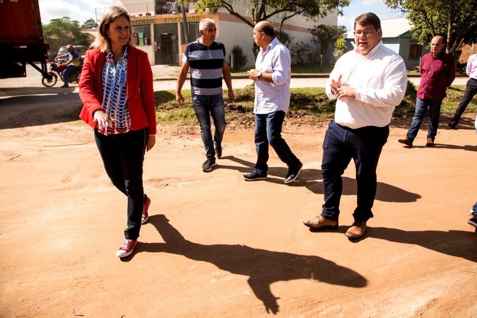 08.04.2019 - Prefeita Paula Mascarenhas acompanha mutirão no Sítio Floresta - Foto: Gustavo Vara