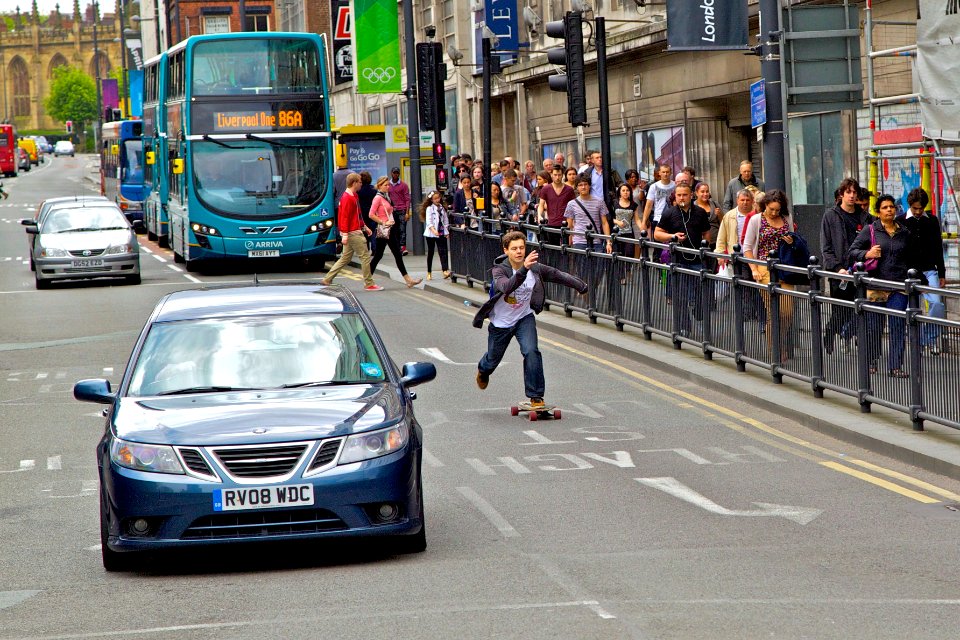 RUSH HOUR ...... LIVERPOOL CITY CENTRE photo