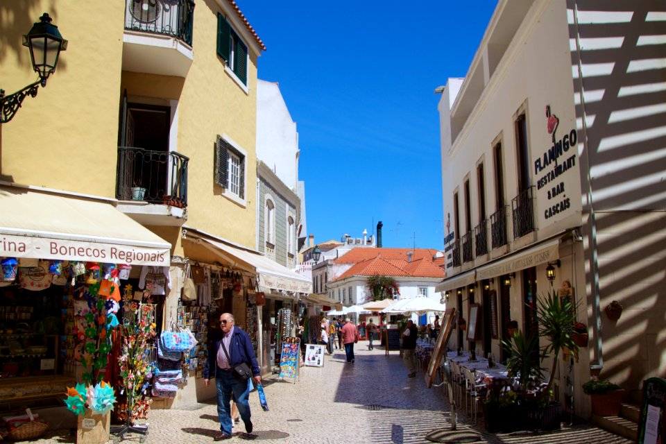 Cobbled streets of Cascais