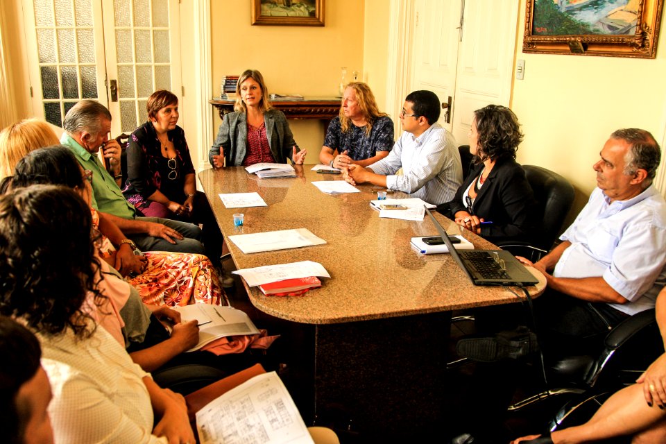 14.03.2019 - Prefeita Paula Mascarenhas em reunião sobre a Upa da Bento com a secretária de Saúde Ana Costa - Foto: Gustavo Vara