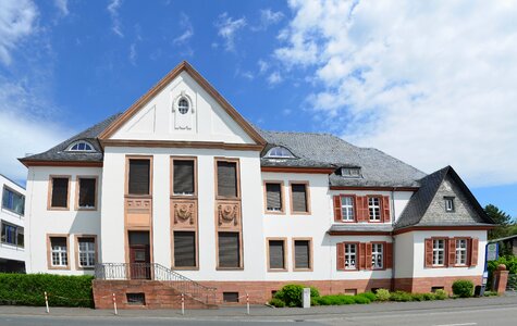 Building historic facade