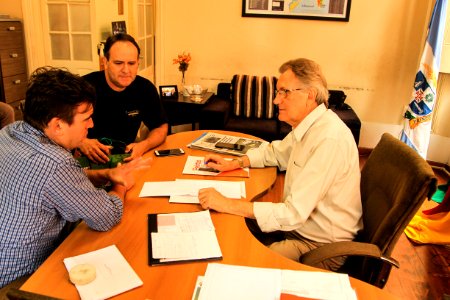 09.01.2019 - Vice prefeito recebe a visita músico Paullo Costa - Foto: Gustavo Vara