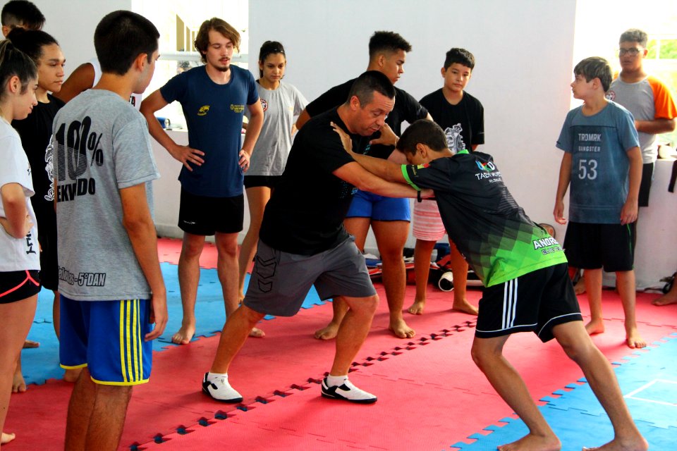 01.02.2019 - SMED - Treinamento Projeto Quem Luta Não Briga - Foto Marcel Avila