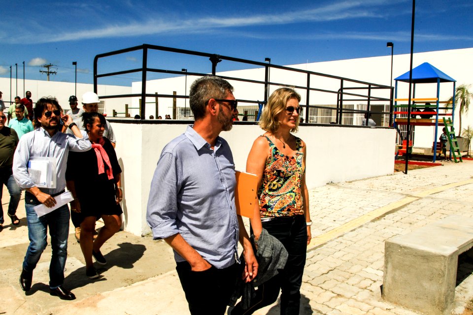 04.01.2019 - Prefeita Paula Mascarenhas visita às obras do CEU Dunas  - Foto: Gustavo Vara