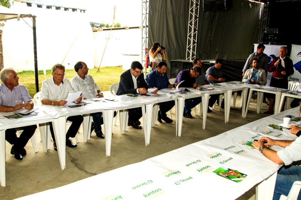 17.01.2019 - Prefeito em exercício Idemar Barz participa da reunião da Azonasul em Herval/RS - Foto: Gustavo Vara