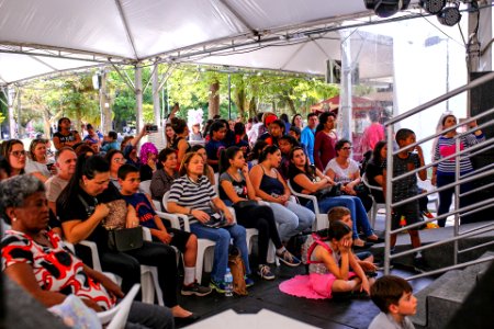 05.116.2018 Apresentações culturais Feira do Livro - Fotos Gustavo Mansur