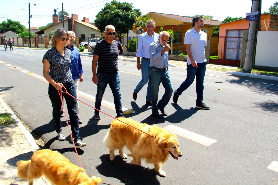 10.12.2018 - Gab Prefeita - Entrega Rua Lisboa - Foto Marcel Avila