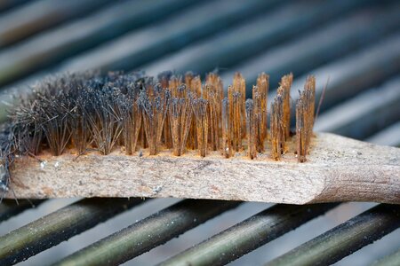 Bristles rusty abrasion