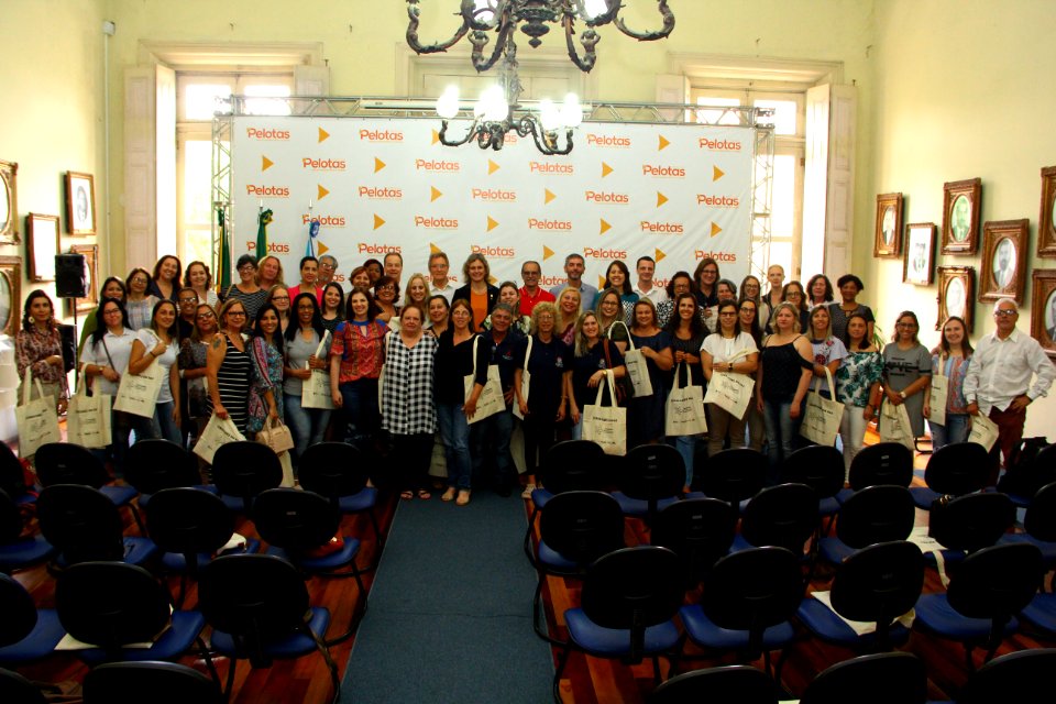 18.12.2018 - Gab Prefeita - Encerramento Programa  Cada Jovem Conta - Foto Marcel Avila