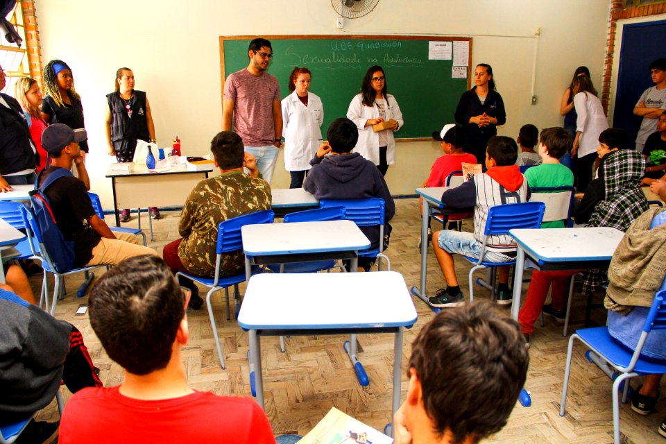 13.11.2018 - SMS - Conscientização da gravidez na adolescência na escola Luiz Carlos Corrêa - Foto Marcel Ávila