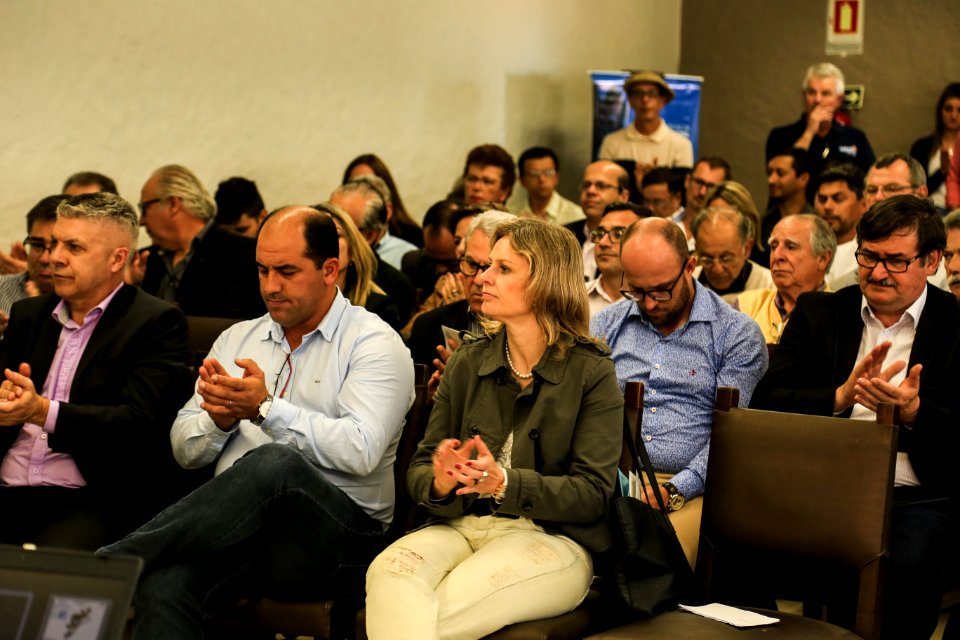 10.10.2018 - São Lourenço do Sul/RS 16:00 - Prefeita Paula Mascarenhas acompanha  a apresentação do relatório de oportunidades para o desenvolvimento do turismo da região sul do RS - Foto: Gustavo Vara