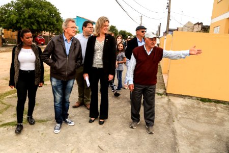 11.10.2018 - Prefeita Paula Mascarenhas e o vice Idemar Barz realizam a entrega de veículos no reservatório R5, entrega de máquinas e visita nas obras do Sanep,  no Fragata - Foto: Gustavo Vara