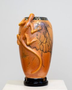 269 | Phyllis Roderer | Gecko on the Run | Sculpture | 10x5