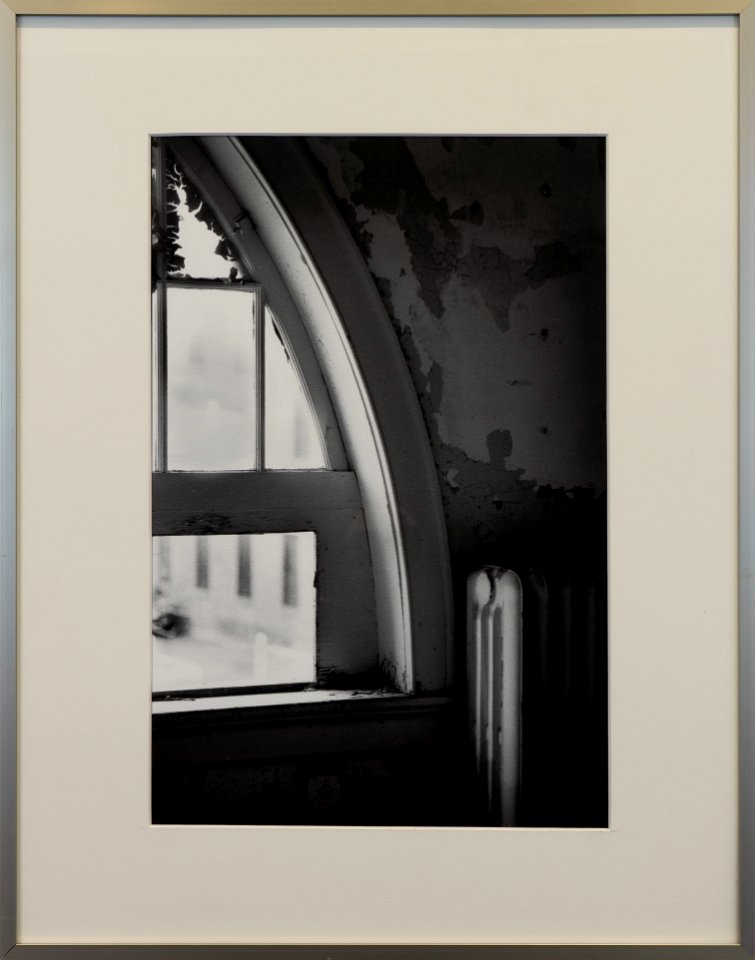 093 | Jo Ann Tooley | Rear Window | Photography | 23x18