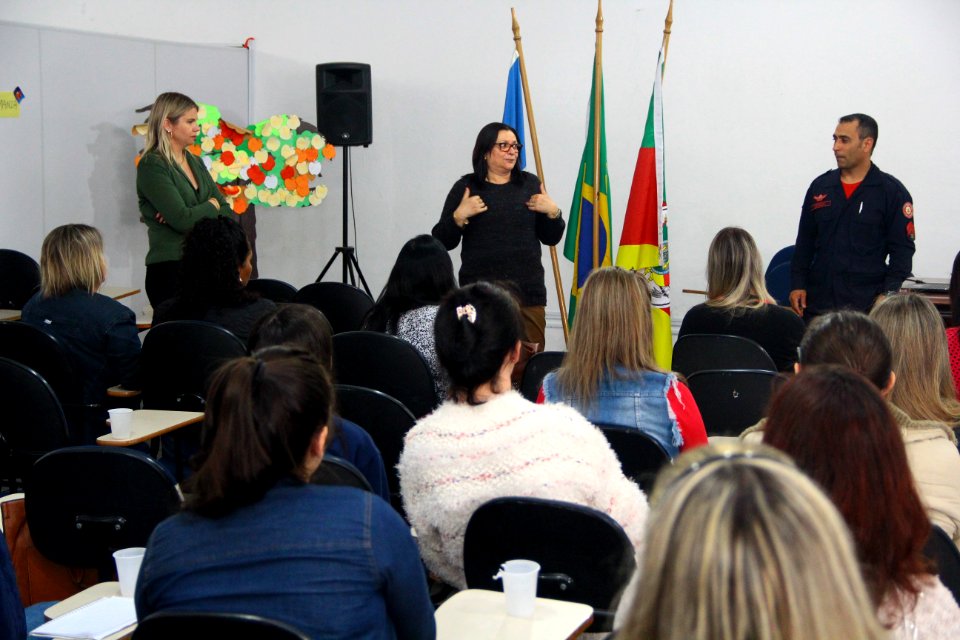 28.09.2018 - SMED - Curso de Primeiros Socorros para Educadores - Foto Marcel Avila (9)