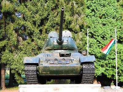T-34 war memorial hungary