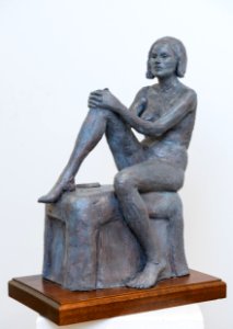 429 | Francesca Di Lorenzo | The Book Reader | Sculpture | 15x17
