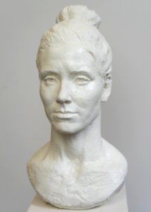 538 | Joe Noorigian | Maria | Sculpture | 16x9