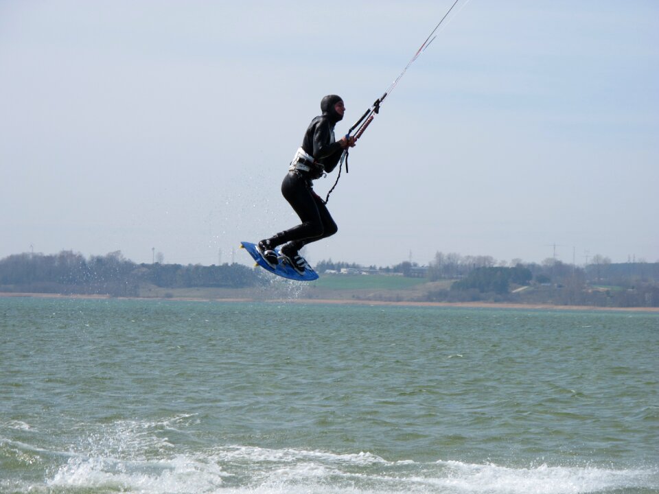Kite kite surfer flying