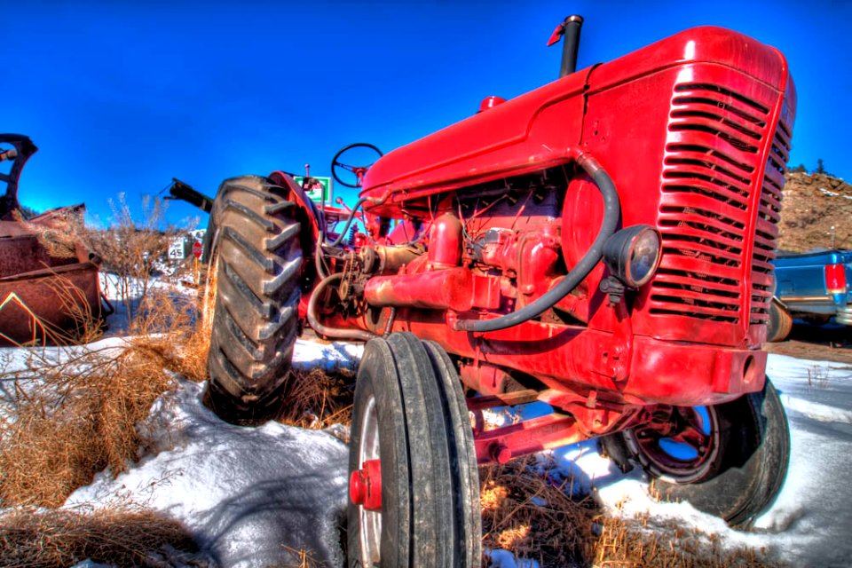 Red Tractor HDR