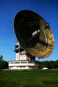 Antenna tower radio signal