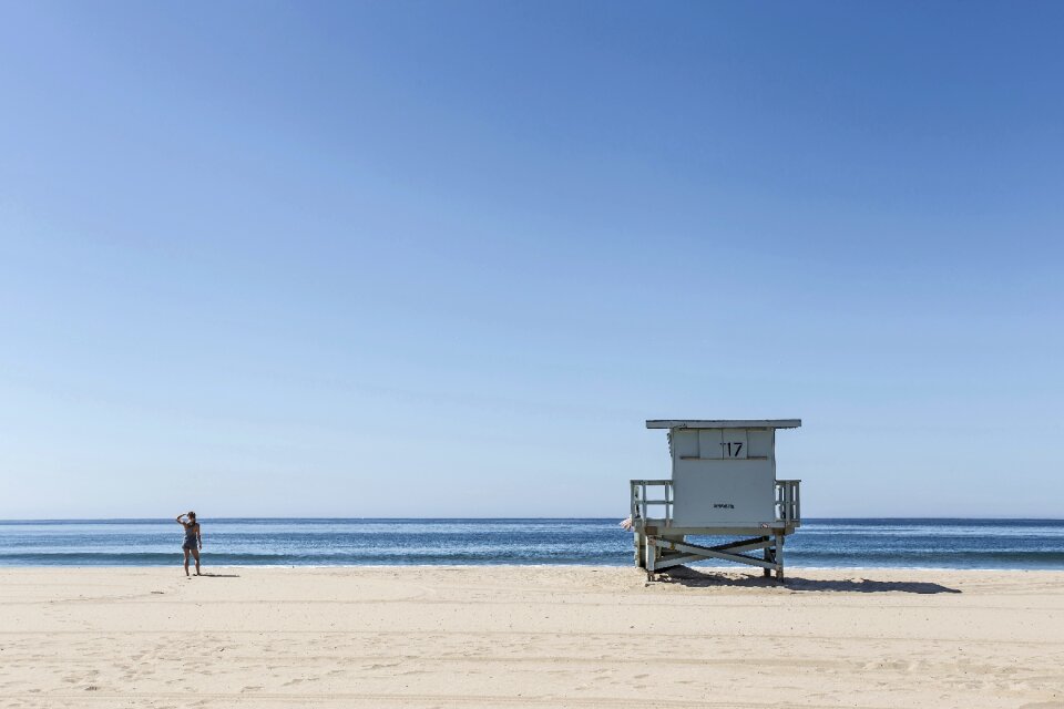Blue sand horizon