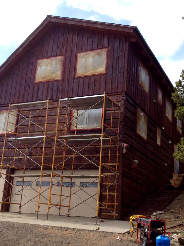 Stained Log Home.jpg