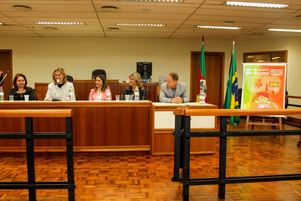 05.10.2018 - Lançamento do projeto Apadrinhamento Solidário - Foto Gustavo Vara-69