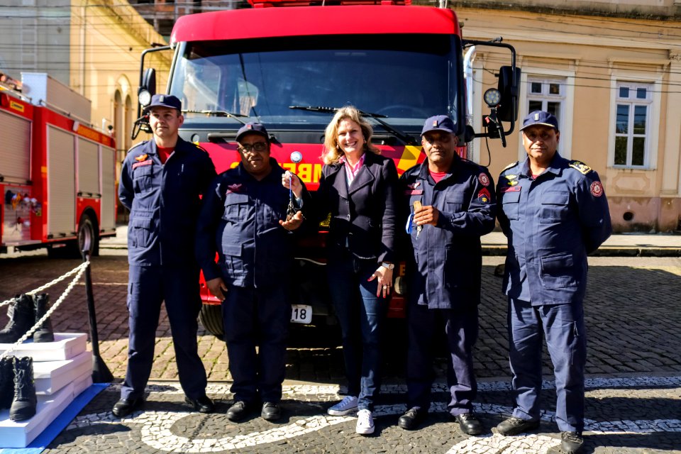 03.10.2018 Entrega de viaturas e equipamentos ao 3º BBM - Fotos Gustavo Mansur
