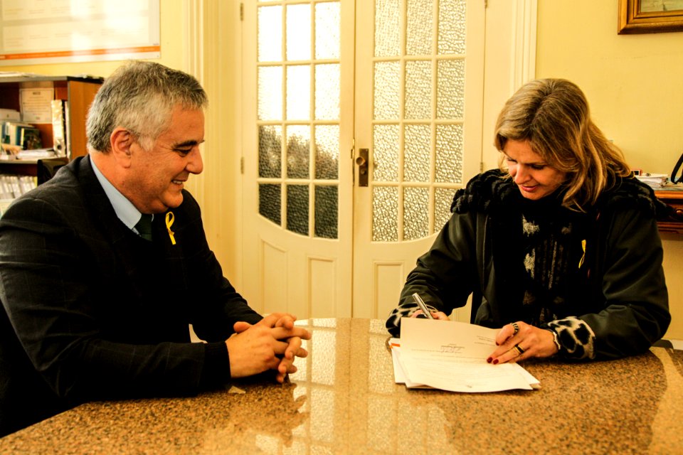 04.09.2018 - Prefeita Paula Mascarenhas durante assinatura de leis do vereador Enéias Clarindo  - Foto: Gustavo Vara
