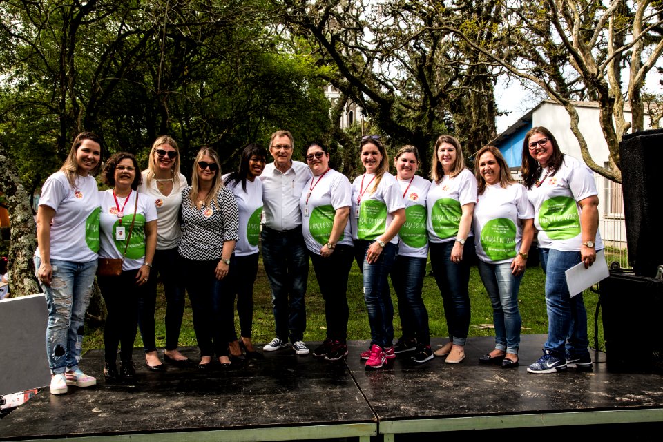 29.09.2018 - Vice prefeito Idemar Bar participa do evento A praça é de todos - promovido pelas escolas Mário Osório Magalhães, Bernardo de Souza e Ruth Blank - alusivo ao Pacto Pelotas pela Paz - Foto: Gustavo Vara