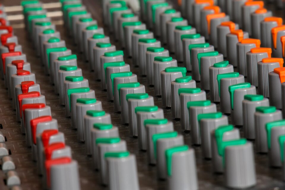 Power mixer controller audio
