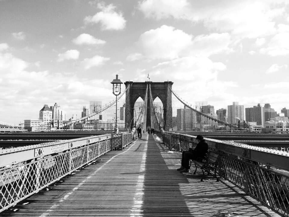 Thought icon black and white
