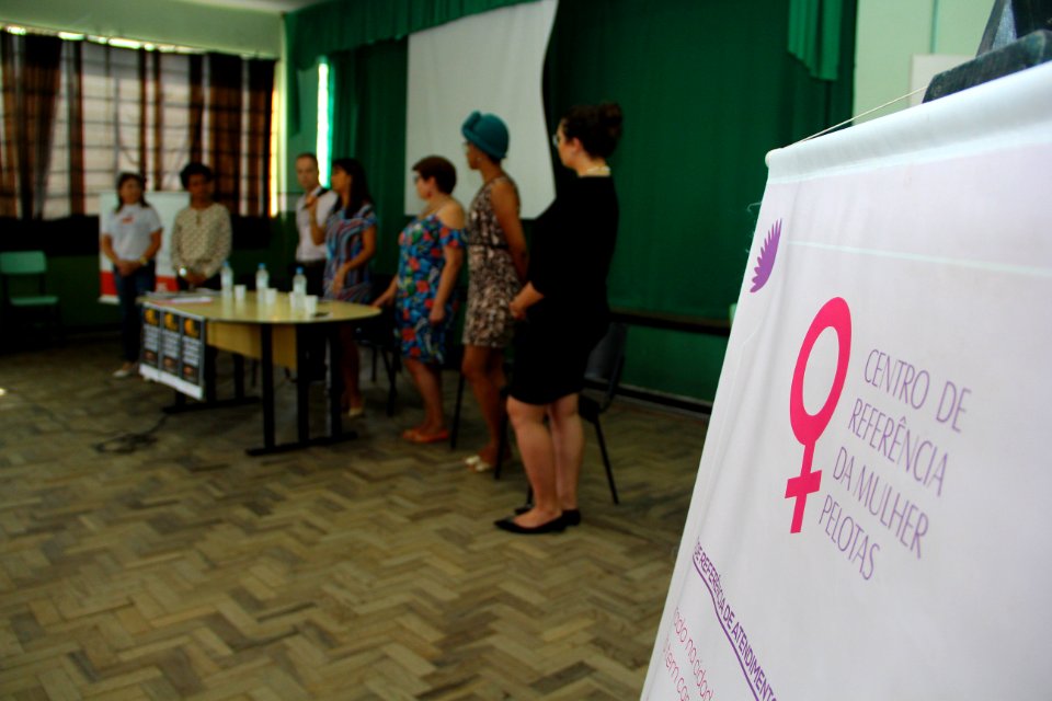 23.11.2018 - SAS - Campanha Violência Contra Mulher - Quem Ama Abraça - Foto Marcel Avila