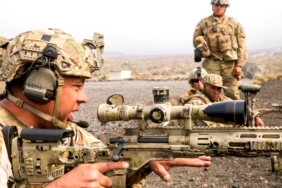 California Soldiers train in Hawaii