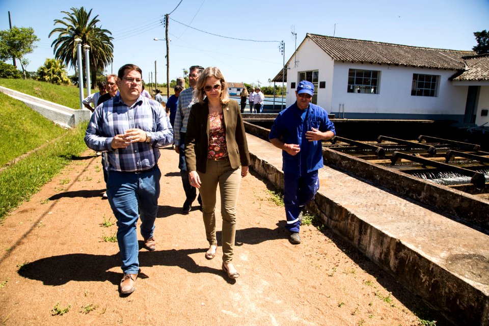 09.11.2018 - Prefeita Paula Mascarenhas e o vice Idemar Barz, acompanhados do Diretor Presidente do SANEP, Alexandre Garcia, realizam visita técnica na ETA Sinnot - Foto: Gustavo Vara
