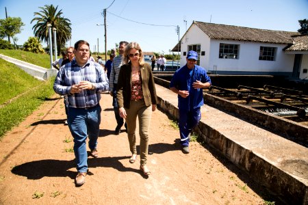 09.11.2018 - Prefeita Paula Mascarenhas e o vice Idemar Barz, acompanhados do Diretor Presidente do SANEP, Alexandre Garcia, realizam visita técnica na ETA Sinnot - Foto: Gustavo Vara