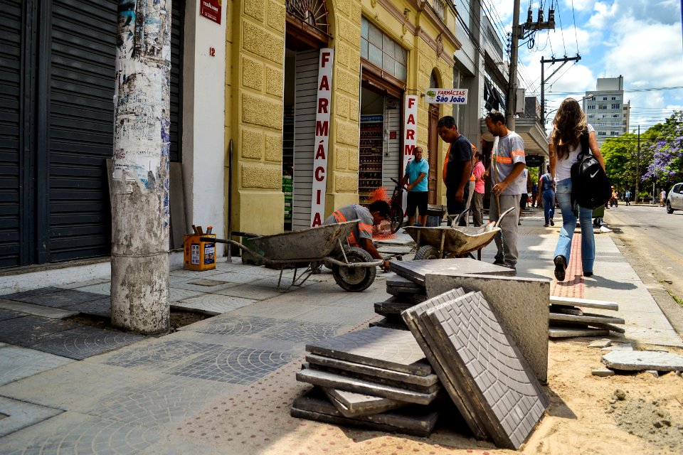 30.11.2018 - Obras do Calçadão - Foto Michel Corvello