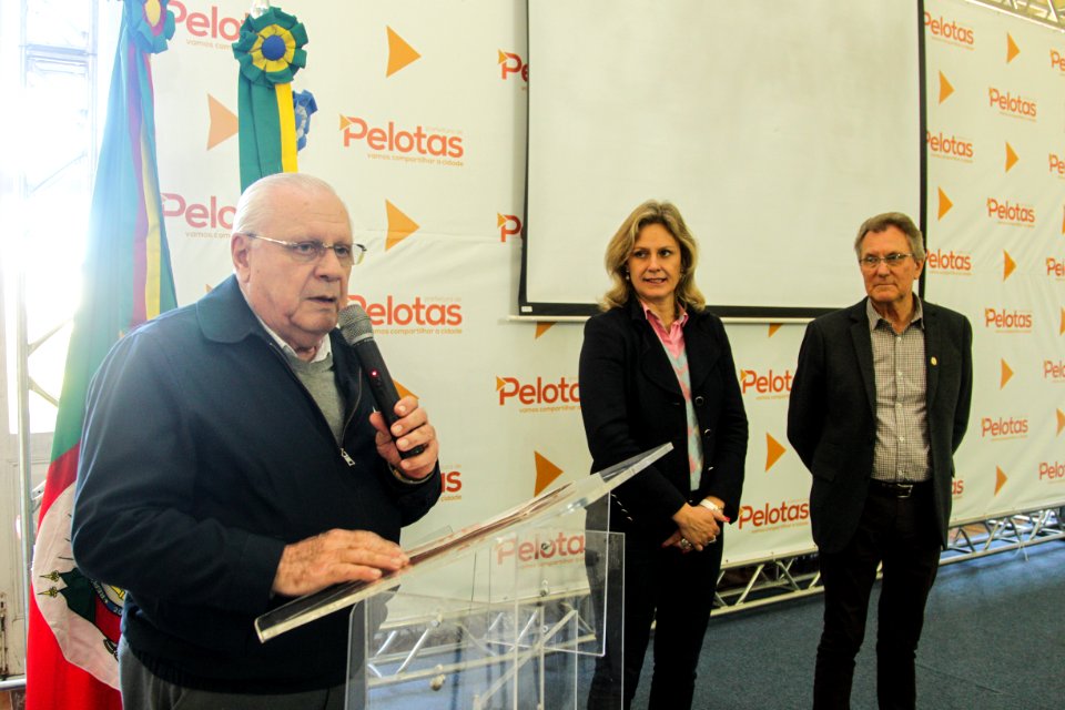 03.10.2018 - Prefeita Paula Mascarenhas e o vice Idemar Barz em acolhida aos novos servidores no Paço Municipal - Foto: Gustavo Vara
