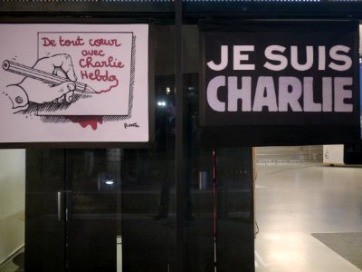 Rassemblement de soutien à Charlie Hebdo - 7 janvier 2015 - Toulon - P1980263 photo