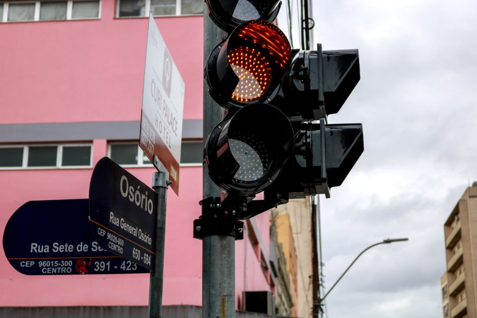 12.09.2018 Nova sinalização de trânsito Av Osório esq. Sete - Fotos Gustavo Mansur