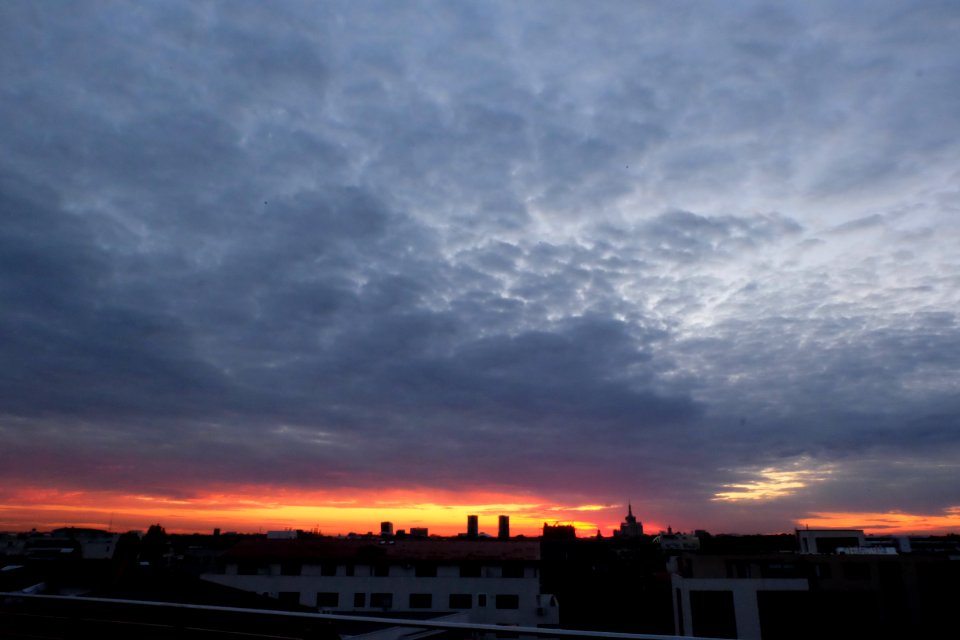 sunset apus HQ NC2017 1010 184701