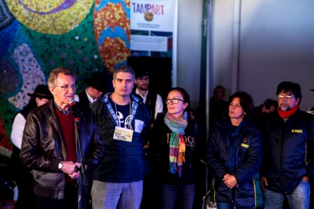 29.07.2018 - Vice prefeito Idemar Barz durante pronunciamento nas apresentações do Festival Internacional de Folclore e Artes Populares (FIFAP) no Mercado Público de Pelotas - Foto: Gustavo Vara