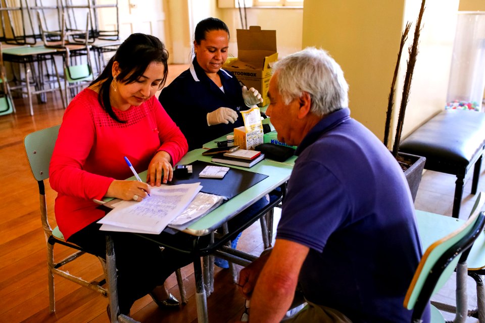 22.10.2018 Medição de glicose e pressão de servidores - Fotos Gustavo Mansur
