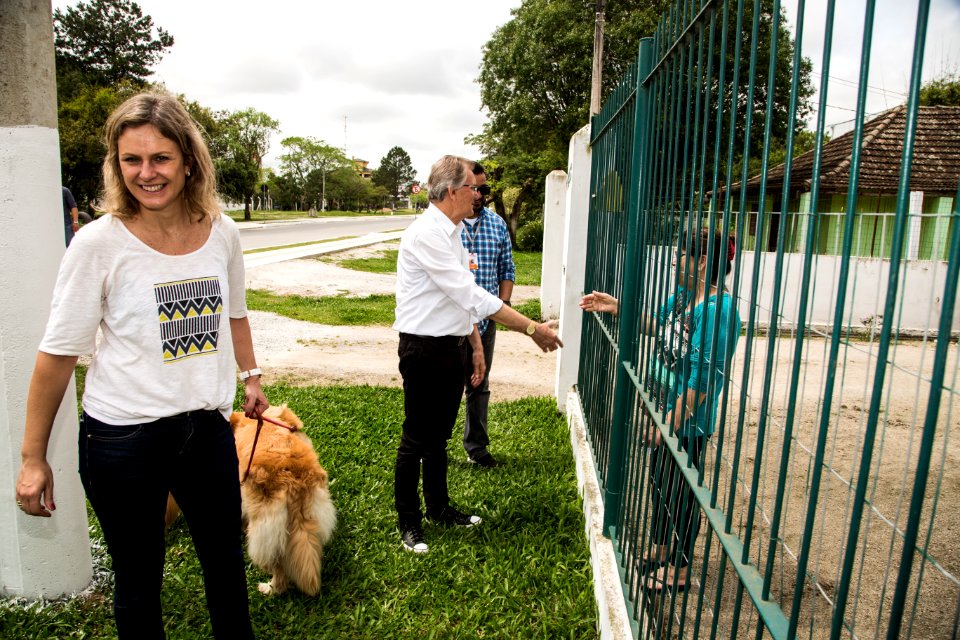 18.10.2018 - Prefeita Paula Mascarenhas e o vice Idemar Barz realizam caminhada de entrega das avenidas 25 de julho e Leopoldo Brod - Foto: Gustavo Vara