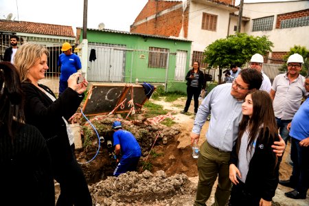 11.10.2018 - Prefeita Paula Mascarenhas e o vice Idemar Barz realizam a entrega de veículos no reservatório R5, entrega de máquinas e visita nas obras do Sanep,  no Fragata - Foto: Gustavo Vara