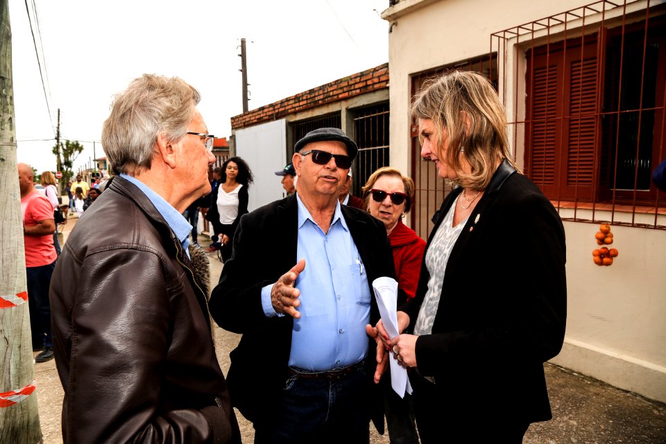 11.10.2018 - Prefeita Paula Mascarenhas e o vice Idemar Barz realizam a entrega de veículos no reservatório R5, entrega de máquinas e visita nas obras do Sanep,  no Fragata - Foto: Gustavo Vara